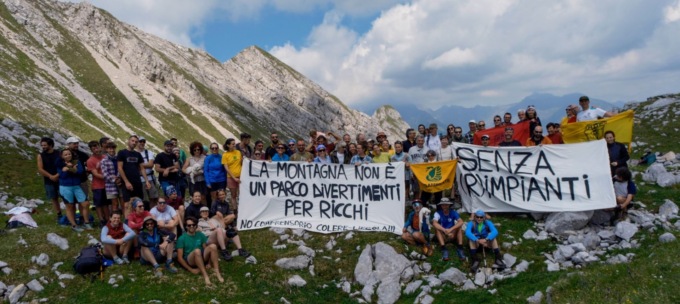 «Non è stata solo una camminata», l’evento simbolo contro il comprensorio Colere-Lizzola