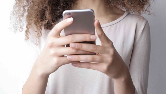 Minacce di morte e biglietti intimidatori all’ex fidanzata: denunciato per stalking