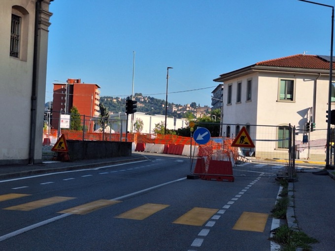 «Cantieri fermi per tutta l’estate, presto Bergamo sarà nel caos: chi coordina questi lavori?»