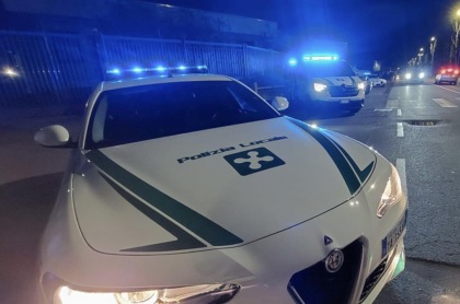 Guidava senza assicurazione e con patente sospesa: maxi multa e sequestro del veicolo a Pontirolo