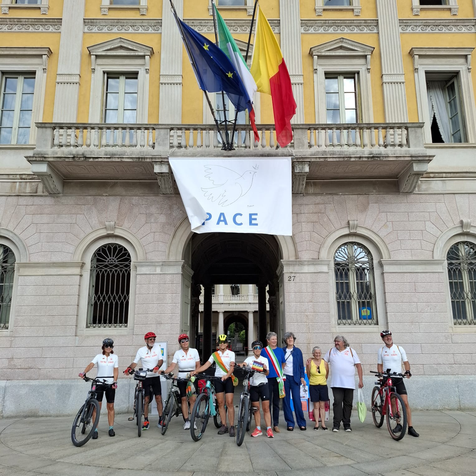 Arrivo a Palazzo Frizzoni