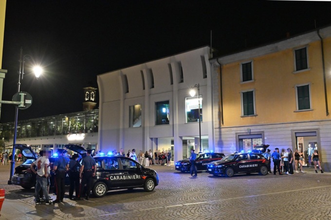 Controlli anti baby-gang dei carabinieri nella Bassa, identificati oltre settecento giovani