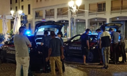 Controlli dei Carabinieri in centro a Caravaggio: identificati 83 giovani in una notte