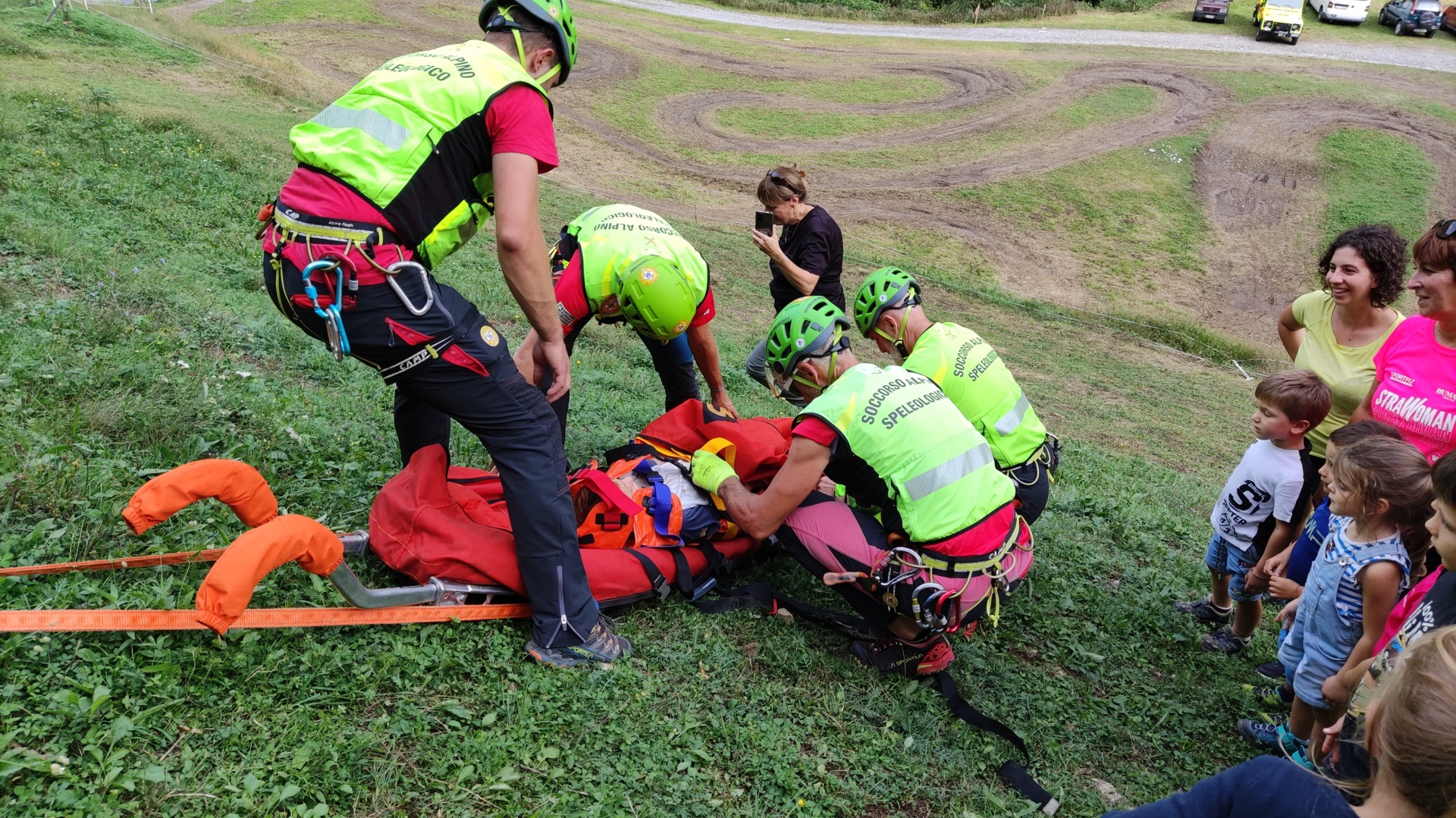 Dimostrazionedel Soccorso Alpino e Speleologico
