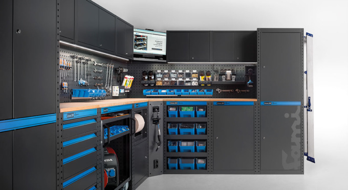 Fami lancia Linea 391, il futuro dell’arredo garage