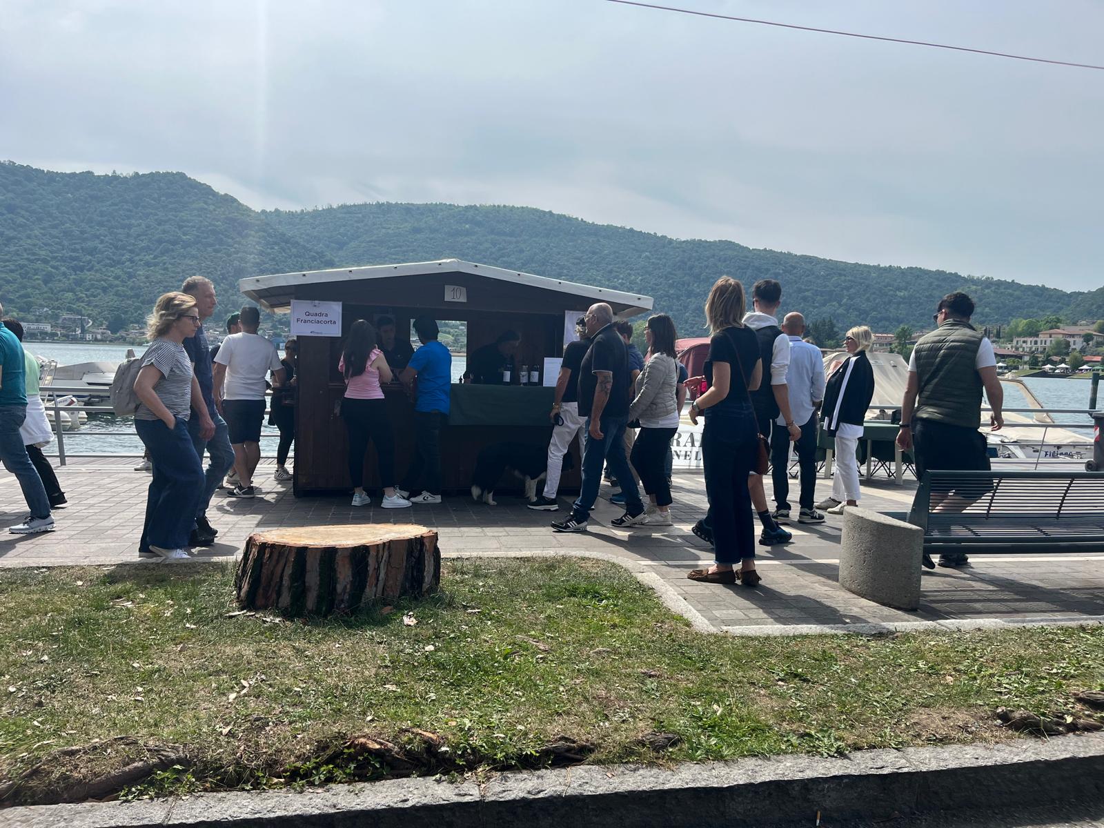 Sarnico turismo sul lago