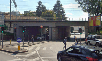 Via San Bernardino riapre totalmente ad agosto, poi stop di nove mesi da settembre