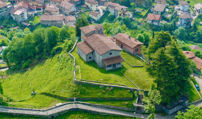 Sono stati avviati i lavori per salvare la chiesa di San Lorenzo a Barzizza di Gandino