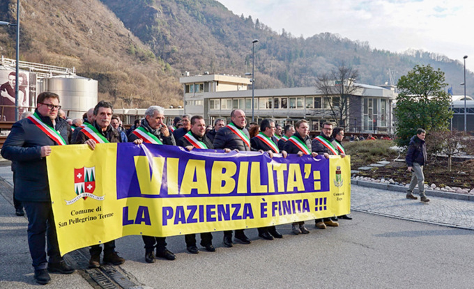 C’erano una volta le code domenicali in Val Brembana. Ora ci sono tutti i giorni