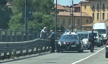 Ennesima tragedia: si toglie la vita gettandosi dal ponte sull'Adda tra Capriate e Trezzo