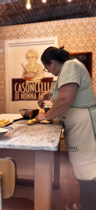 “Casoncelli Nonna Alda” in Città Alta cerca nonne da assumere. Per tenere viva la tradizione