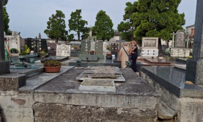 Anziana derubata al cimitero di Caravaggio: giovane tenta la fuga ma viene preso