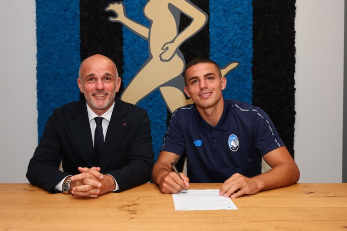 Krstovic ha preso il numero 90. Le prime impressioni sono di un ragazzo con grande voglia
