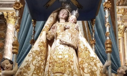 Rubati i gioielli della statua della Madonna a Solto Collina: sconcerto in paese, ancora ignoti i colpevoli