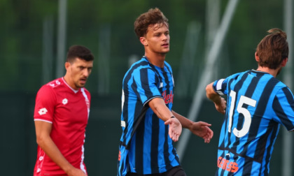 Due tempi e due volti: l'Atalanta vince 2-1 in rimonta sul Monza nel test a Zingonia