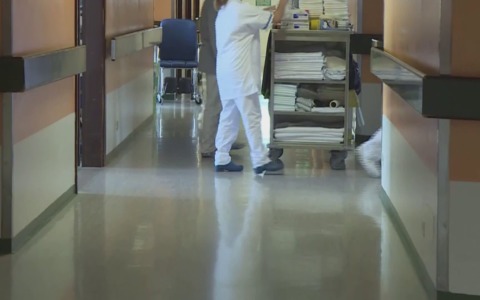 Crollano le prestazioni sanitarie in Lombardia, sistema sotto accusa: «Crisi certificata dai numeri»