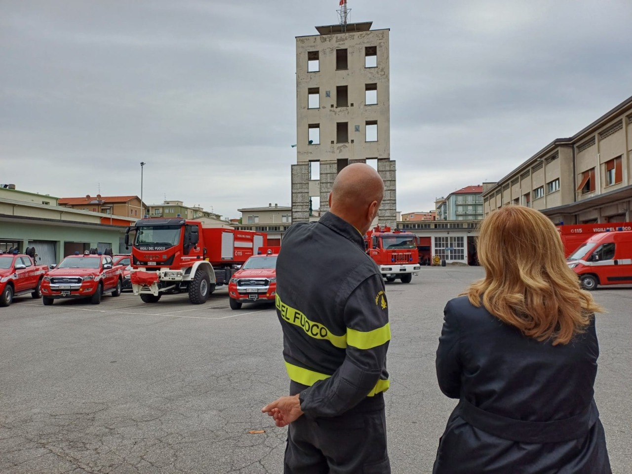 Topi in mensa e ambienti insalubri: vita dura per i vigili del fuoco a Bergamo