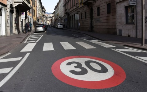 Bergamo lavora sull’ampliamento delle Zone 30: copriranno l’88% della rete stradale entro fine 2026