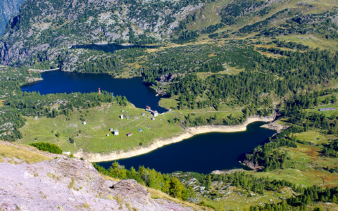 Autunno ai Laghi Gemelli: tre vette da riscoprire