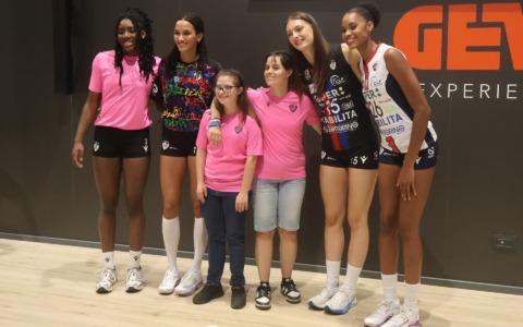 Foto e video della presentazione della nuove divise da gara del Volley Bergamo 1991