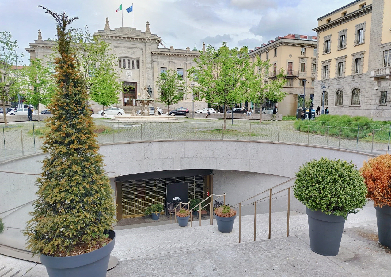 Il caso Balzer Globe in piazza Dante è arrivato in Tribunale: braccio di ferro fra gestore e proprietà