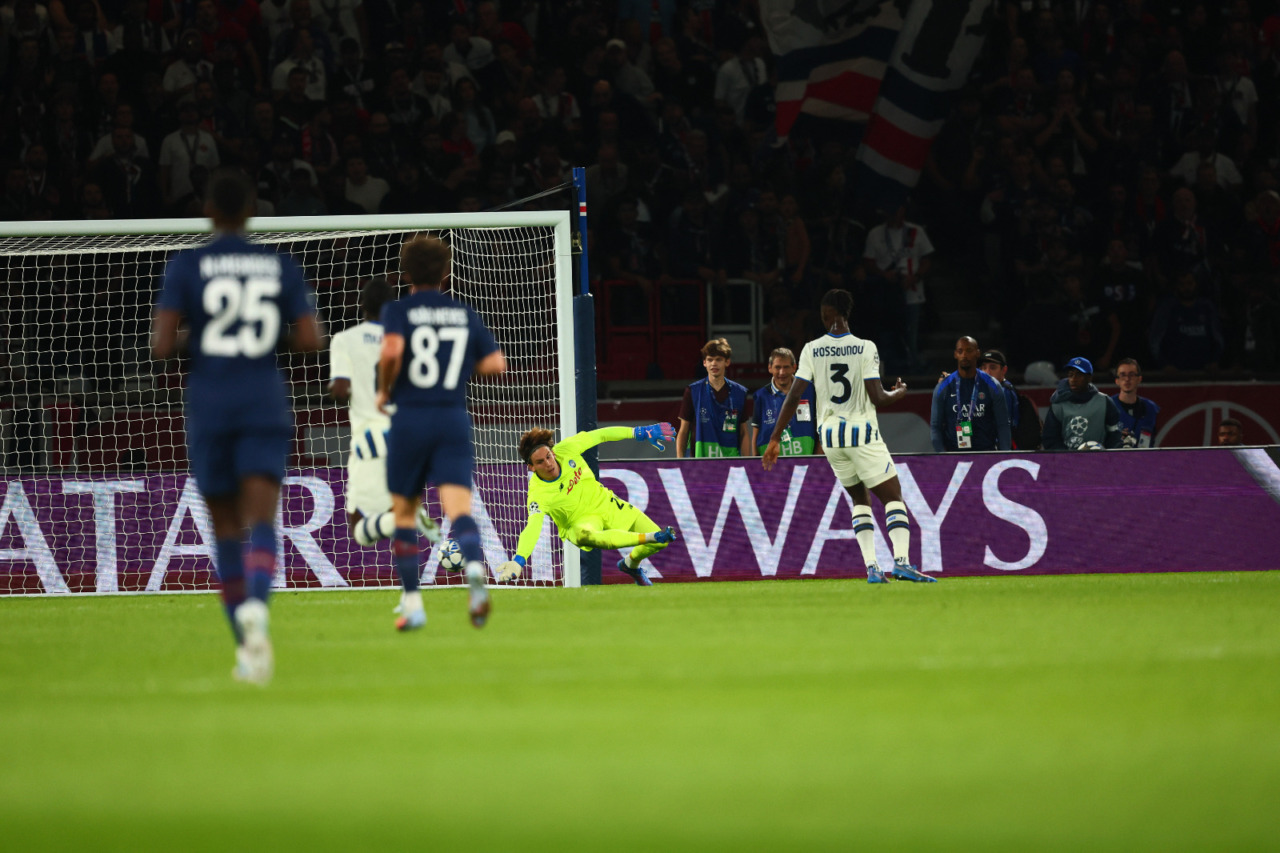 Cronaca di Psg-Atalanta 4-0: Carnesecchi evita una debacle totale al Parco dei Principi