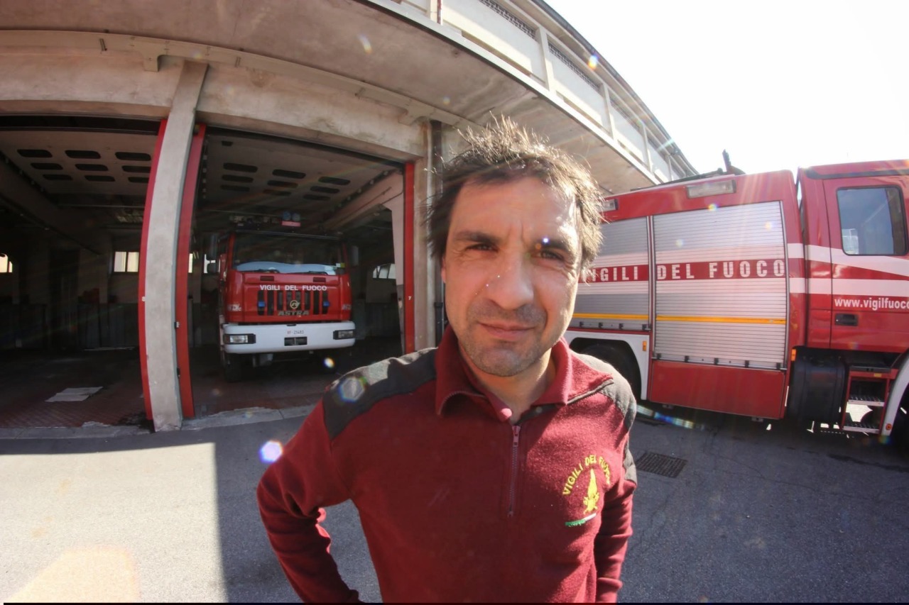 Monterosso piange Livio Mora, vigile del fuoco morto per un malore a 56 anni