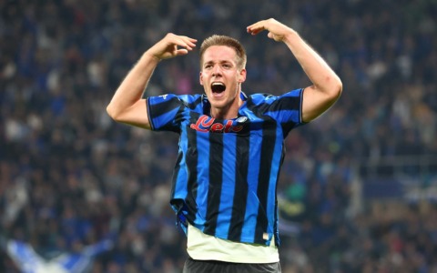 350 volte Mario Pasalic, colui che non chiede e non polemizza mai. Lavora e gioca, sempre