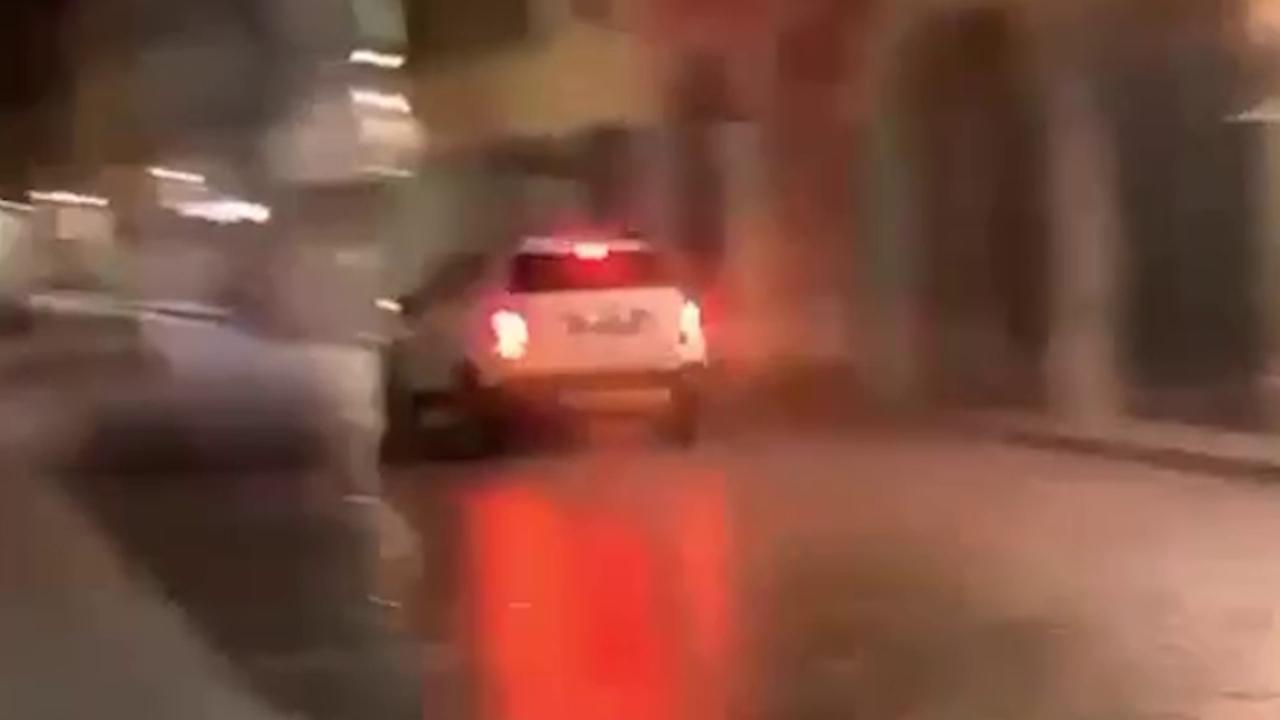 La denuncia di una donna investita da un pirata della strada a Calcio: «Nessuno si è fermato ad aiutarmi»