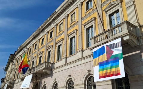 Le benemerenze del Comune di Bergamo (che sono un po’ come il Festival di Sanremo…)