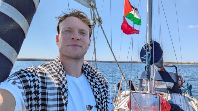 Dario Crippa oggi torna in Italia: attesa a Bergamo per il giovane della Flotilla