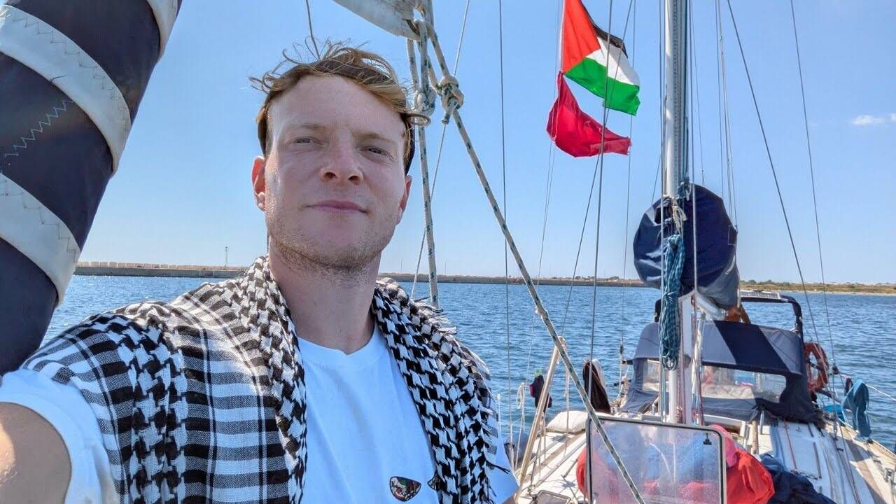 Dario Crippa oggi torna in Italia: attesa a Bergamo per il giovane della Flotilla