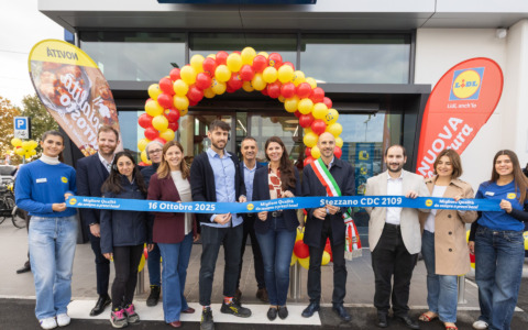 Inaugurato il nuovo supermercato Lidl a Stezzano alla presenza del sindaco Simone Tangorra