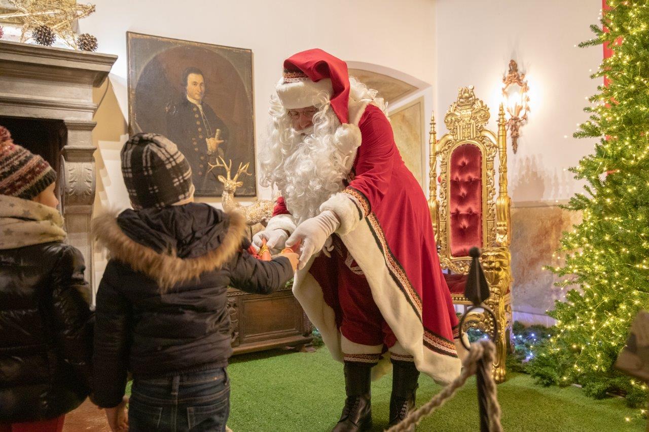 Babbo Natale torna in Val Seriana: dal 15 novembre apre la sua Casa Bergamasca a Clusone