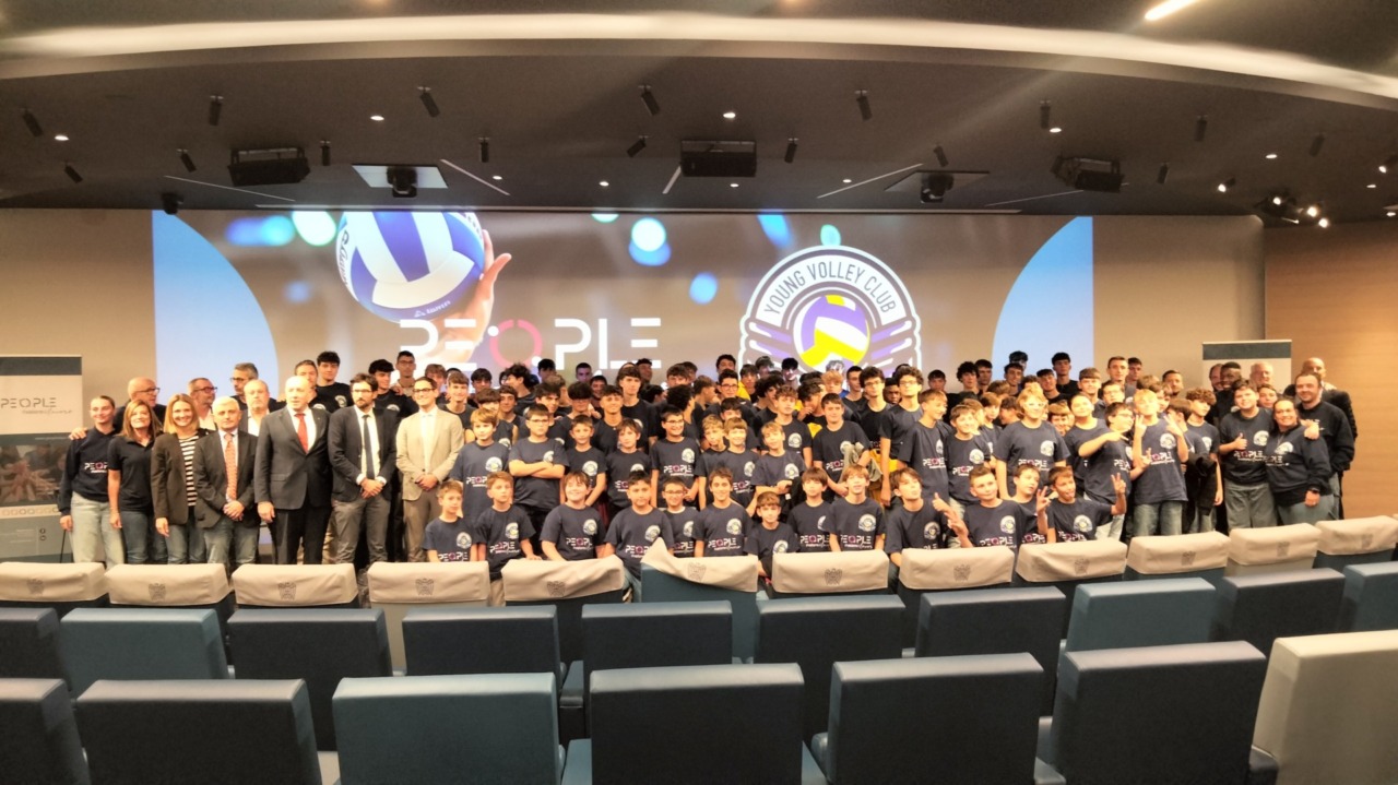 Ambizioni, fiducia nei giovani e inclusività sportiva: ecco il progetto People Young Volley Club