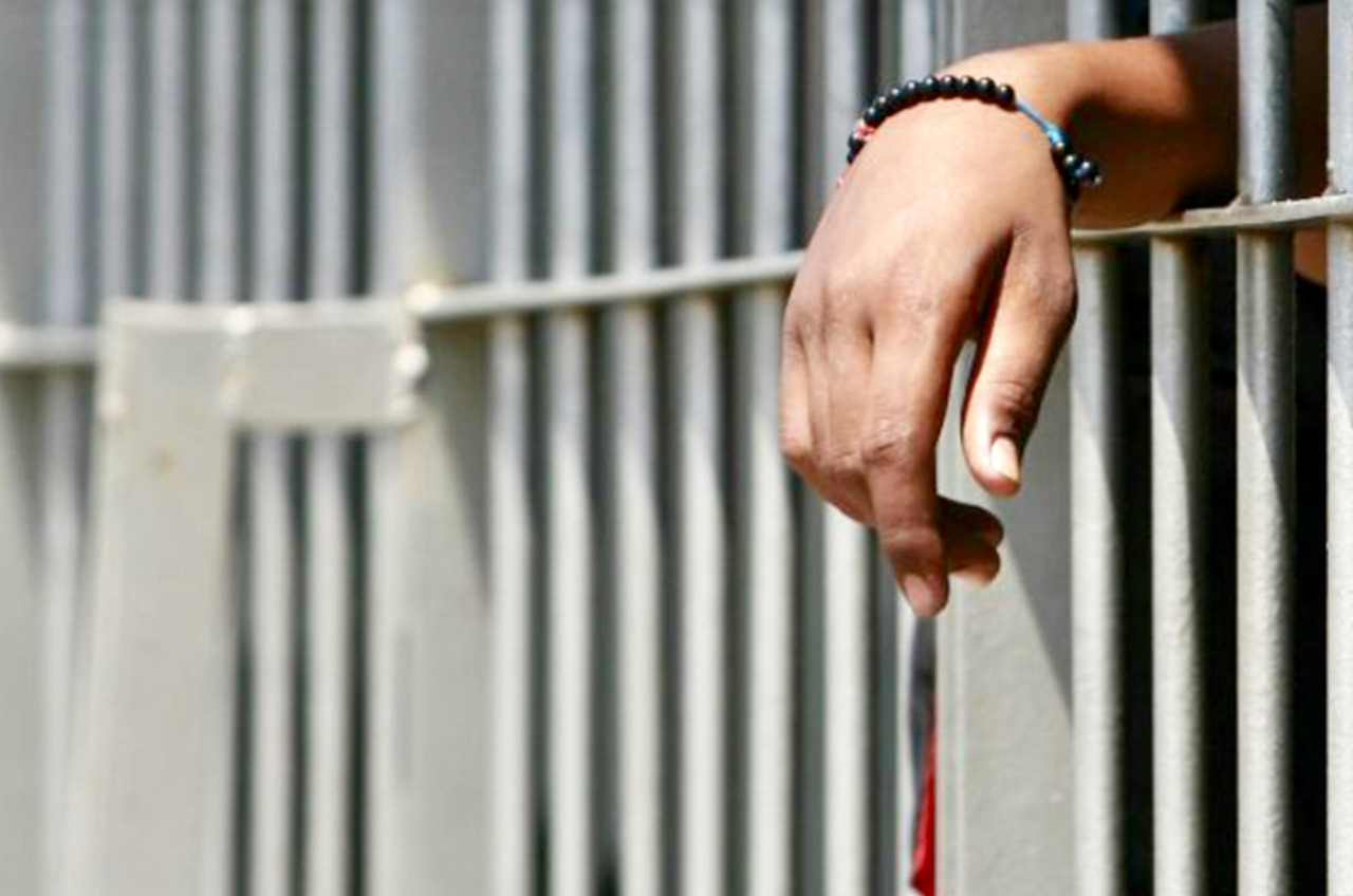 La relazione della Garante dei detenuti sul carcere di Bergamo: «Entrarci oggi mette i brividi»