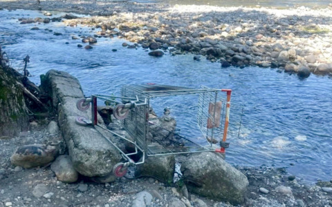 Il Belvedere sul Brembo a Dalmine al centro delle polemiche su degrado e sporcizia