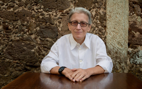 La poeta bergamasca Nadia Agustoni: «La poesia non ci salva, solo vivere salva la vita»