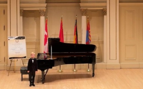 Al Papa Giovanni “Note di vita”: un concerto di giovani pianisti per sostenere le attività della cardiologia pediatrica