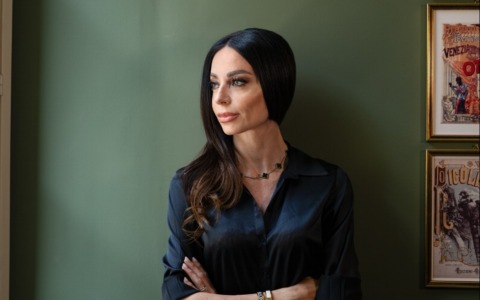 Debora Massari, figlia del famoso pasticcere bresciano Iginio, è la nuova assessora regionale al Turismo