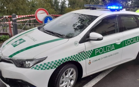 Fermati due anziani al volante, senza patente, in due giorni. «Vado solo a fare la spesa», hanno detto entrambi