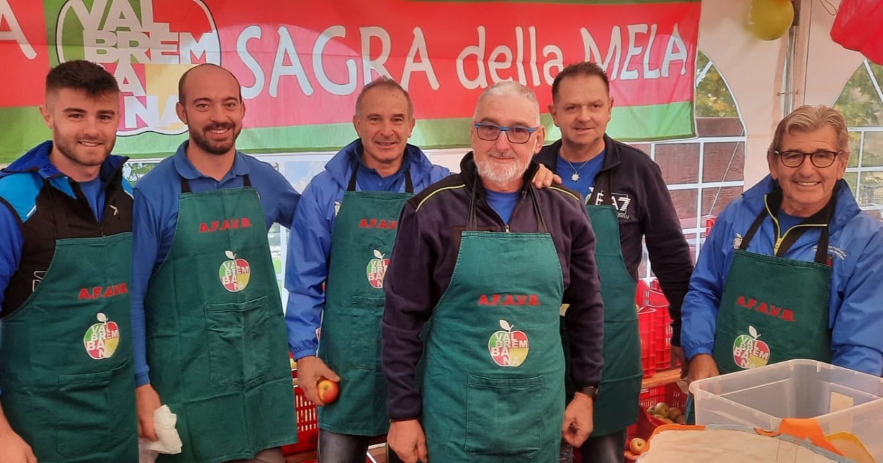 Mela della Val Brembana superstar: la sua festa a Moio de’ Calvi fa il tutto esaurito