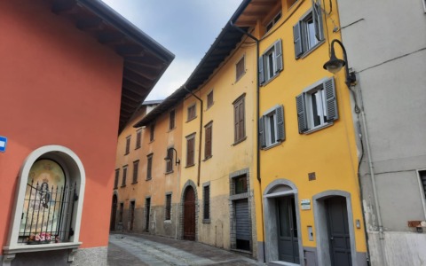 A Gandino si inaugura la “Stazione di Posta Quattro Vie” per le emergenze sociali