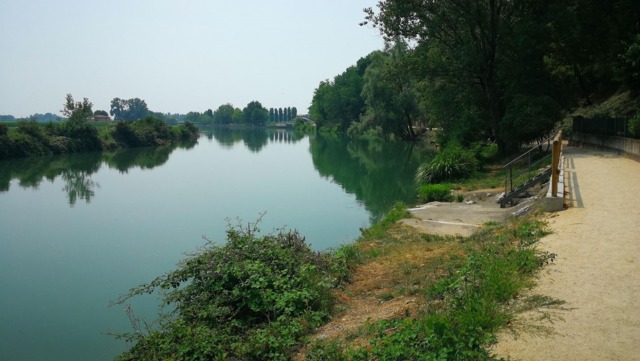 «Torna indietro, non ti facciamo niente»: l’urlo dei carabinieri al 24enne annegato nell’Oglio