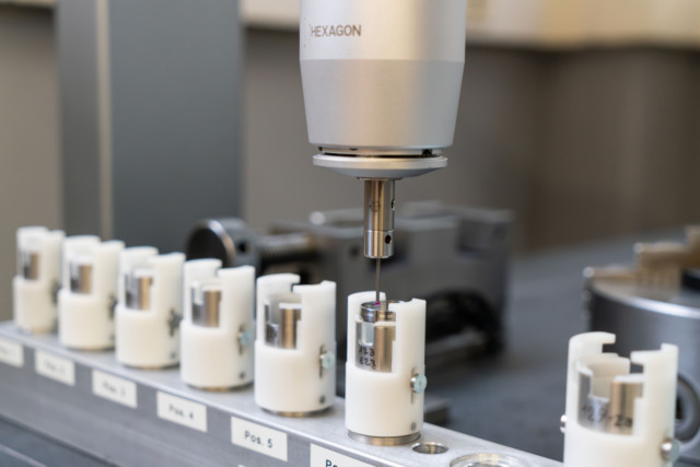 L’azienda Gamba di Val Brembilla compie 90 anni: ora produrrà componenti per valvole cardiache