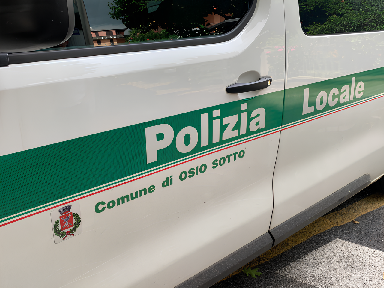 Non si ferma all’alt a Osio Sotto e fugge in motorino: arrestato un 32enne, prevista l’espulsione