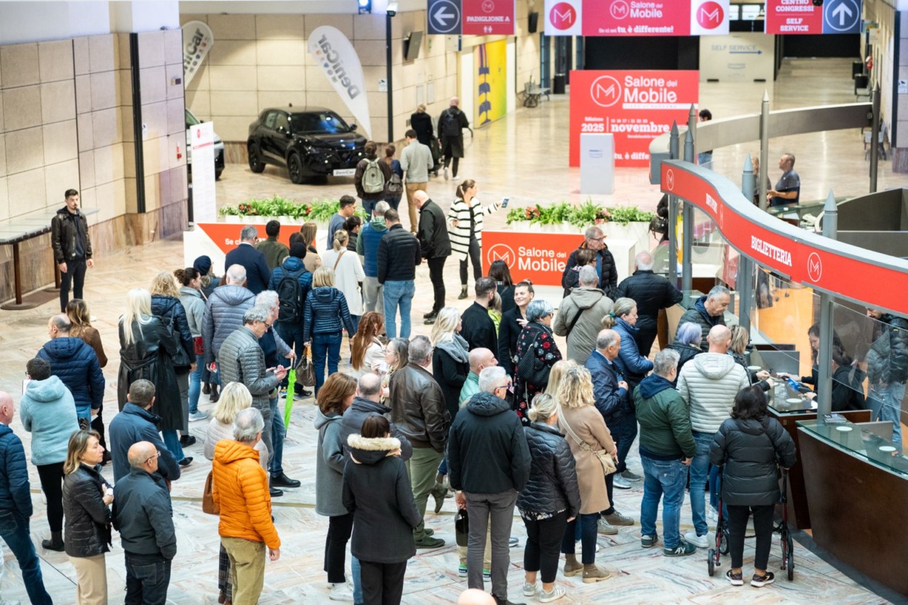 In attesa del secondo week-end, oltre diecimila visitatori nei primi giorni del Salone del Mobile di Bergamo
