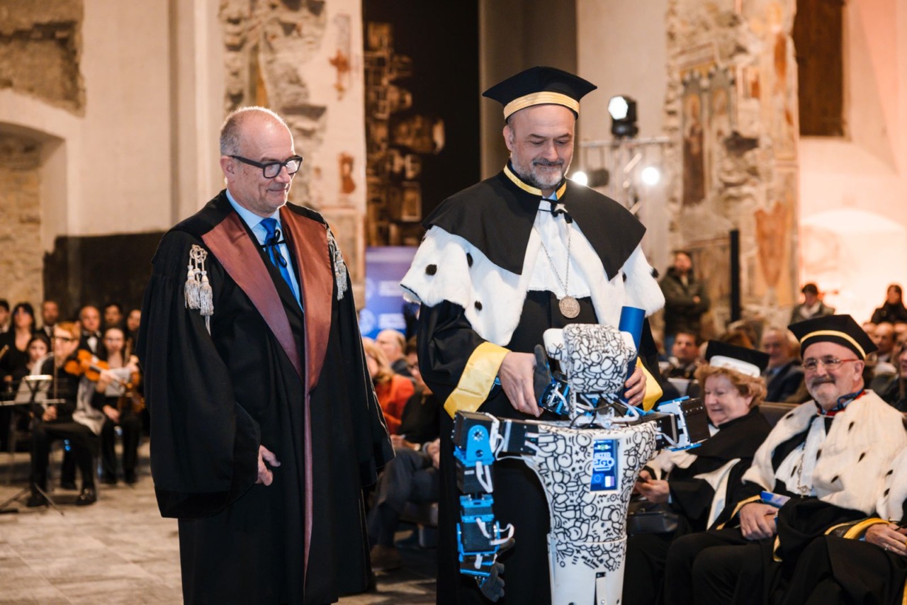 L’Università di Bergamo inaugura l’anno accademico 2025-26, il rettore: «Prepariamoci alla rivoluzione dell’IA»