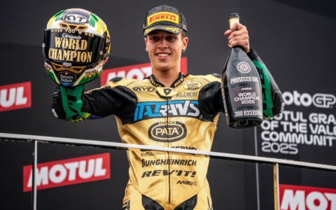 Il brasiliano Moreira riporta l’Italtrans Racing Team sul tetto del mondo: è campione di Moto2!