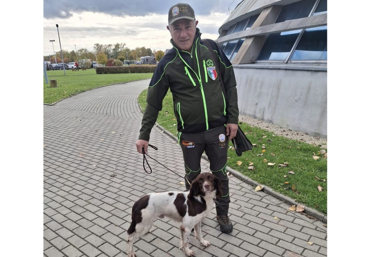 Elio Mascheretti e il suo springer spaniel Axel: da Orio al Serio al tetto del mondo